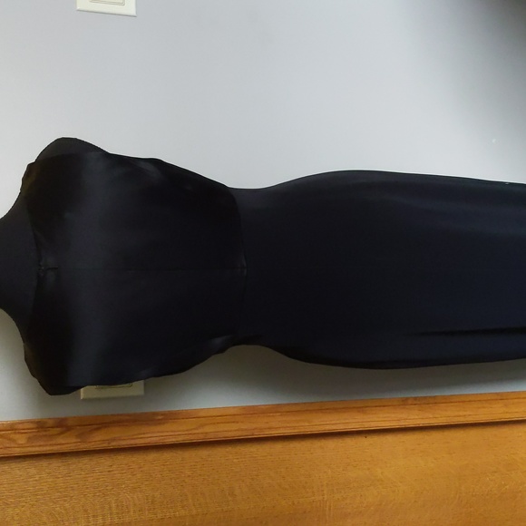 Precis Petite 90s Gown Set - Picture 12 of 16